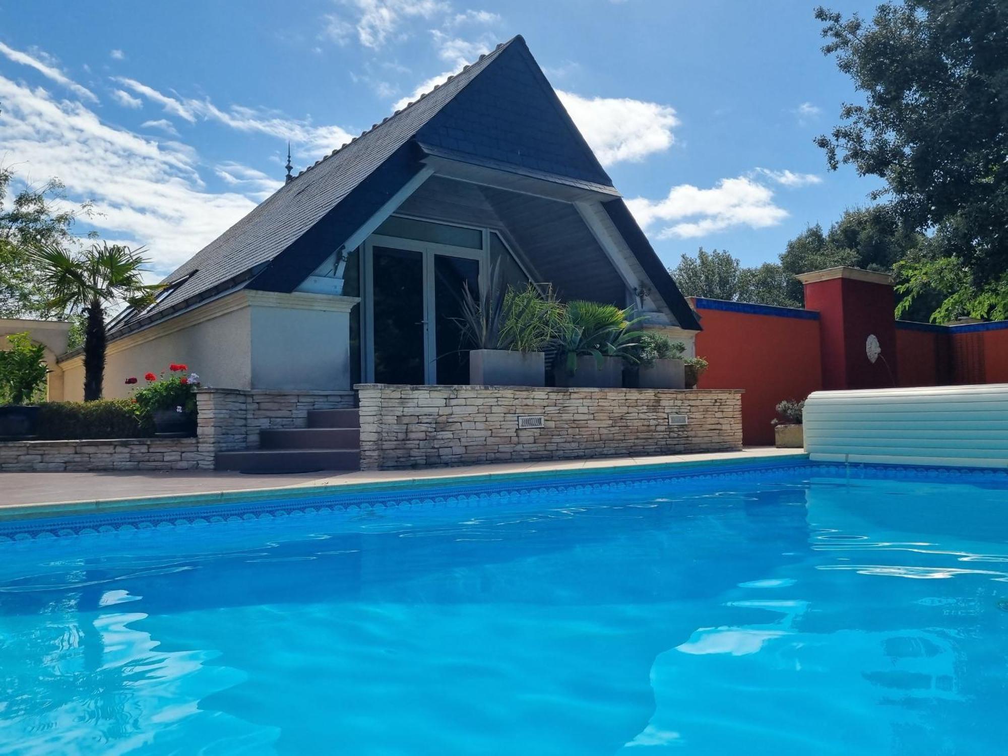 Saint-Étienne-de-Montluc Gite Authentique Avec Piscine Chauffee Et Jardin Paysager Pres De Nantes - Fr-1-306-962ヴィラ エクステリア 写真